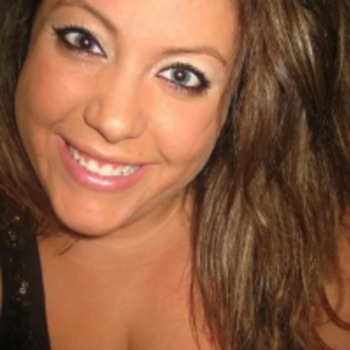 lauren toth t_lr