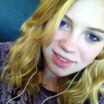 kiersten akickinglion