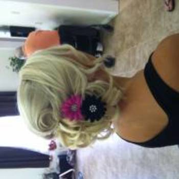 Lindsay Boyarsky linz
