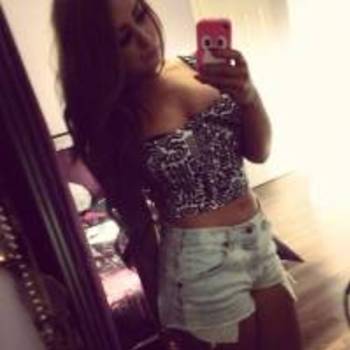 Emily Louise emilycoxon