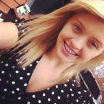 Lacey Hughes laceyhughes.lh