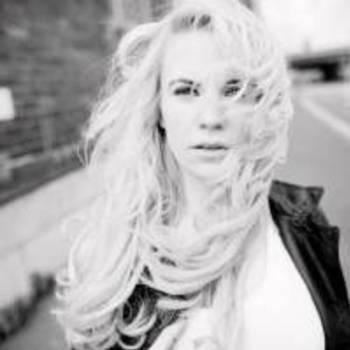 Debbie missdhughes