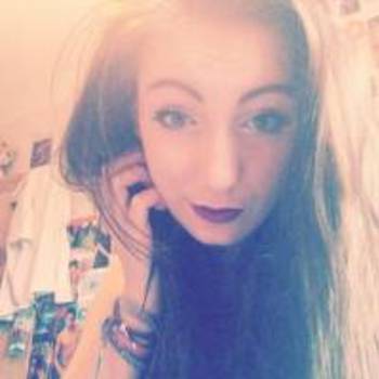 Ellie ellebell22