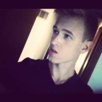 Colin Camerota coincamerota1