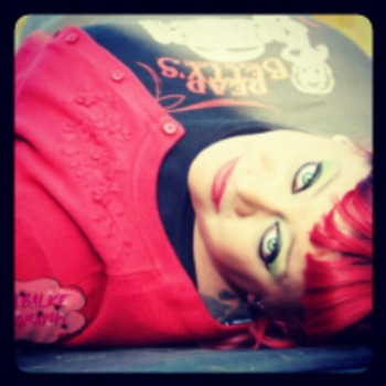 Nikkie piggie775