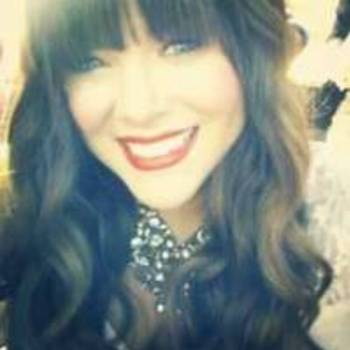 Kayla Messer kaylamesserstylist