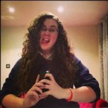 Ella Englishby ellaenglishby