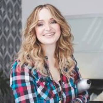 Rachel Stange Hairstylist
