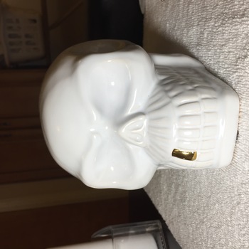 Misfit_nails_