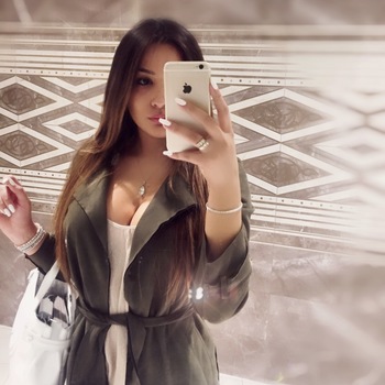 Es Amor beauty