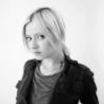 Dani WeidnerStylist