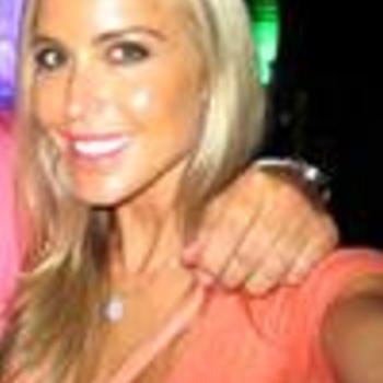 Lesley Kamarad