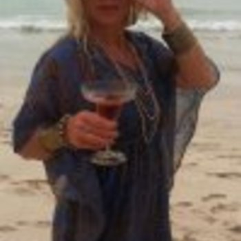 Zarah Munther