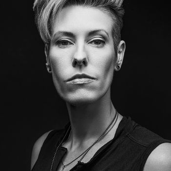 Lisa Warren