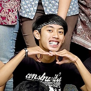 tyas juniarto