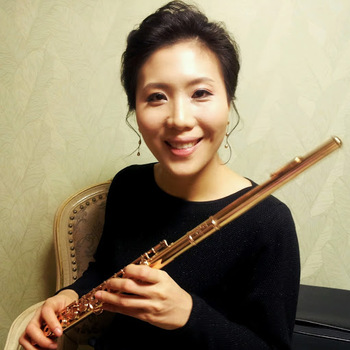 Yoonee Kim