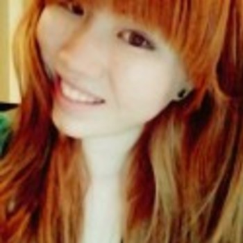Elaine Chang